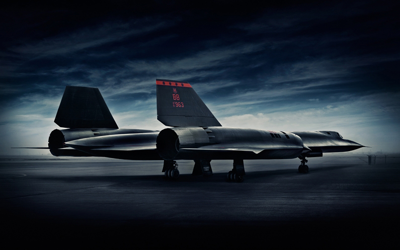 Advertising Photographer Blair Bunting Photographs the SR-71 Blackbird